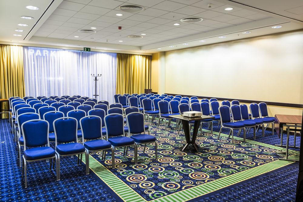 Courtyard By Marriott 4* Praag
